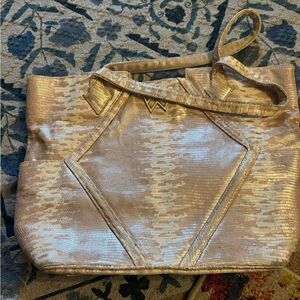 Kelly Wynne bag‎